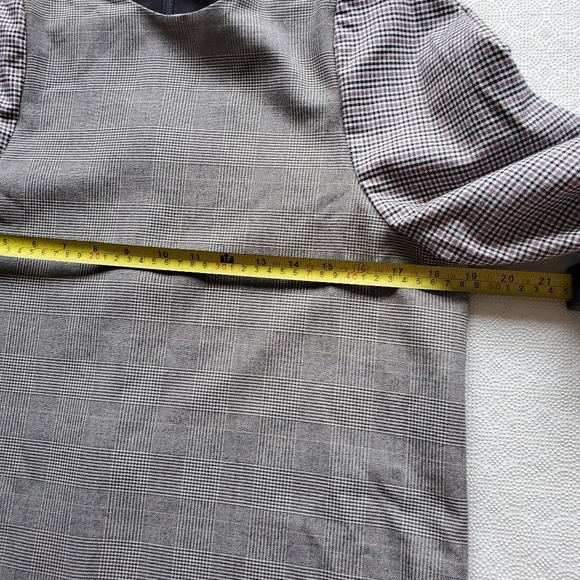 BCBGMaxAzria Houndstooth Plaid Long Shiftdress - Picture 4 of 11